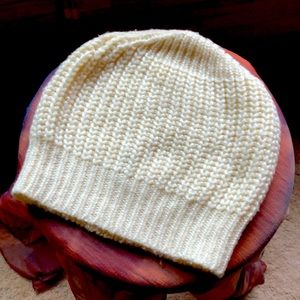 Grant Hill : Womens Winter Hat | Oversized Slouchy Beanie Hat |